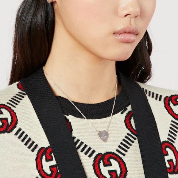 Gucci Trademark Necklace with Heart Pendant - Picture 3 of 4
